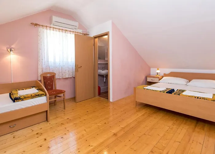 Apartment Anna-4 By Interhome